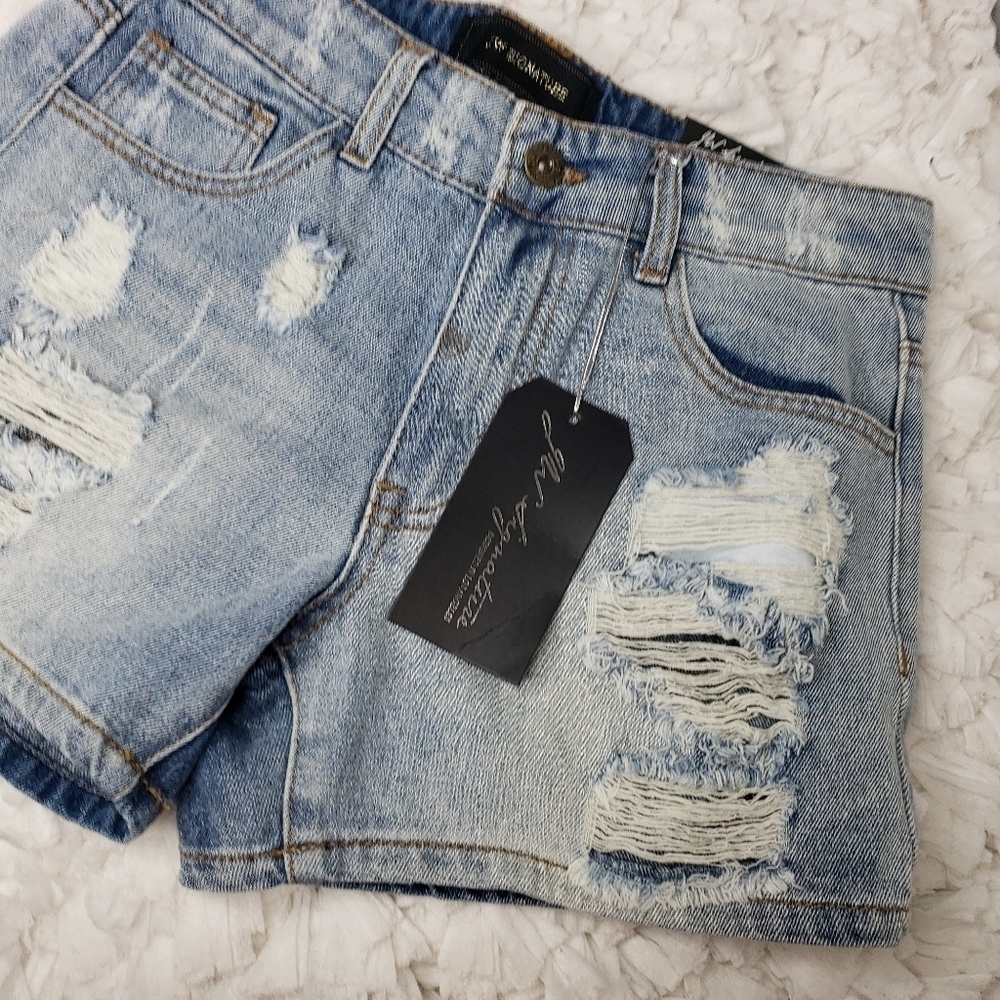 JW Signature Blue Shorts Size Small